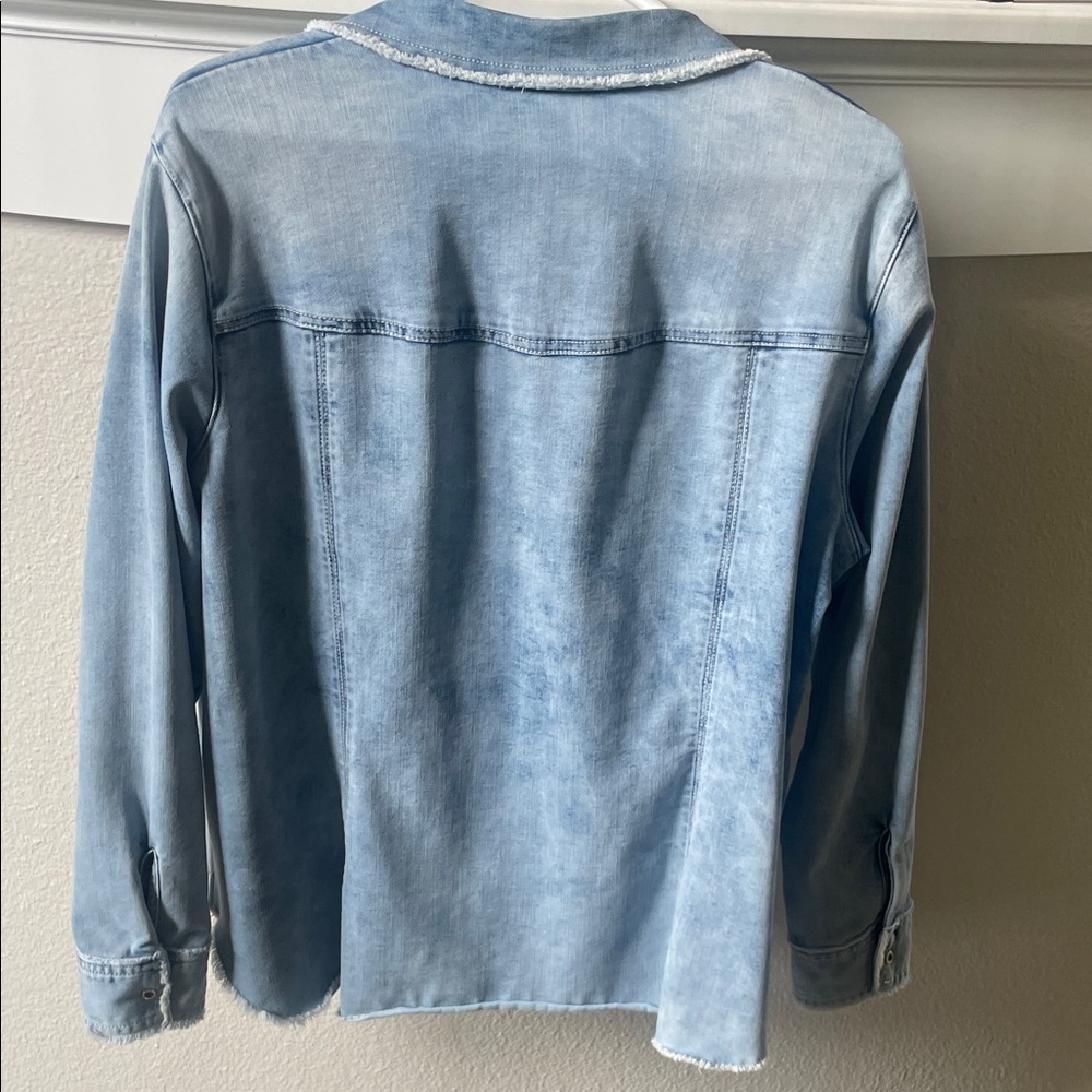 Peter Nygard Light Blue Denim Shirt - Picture 9 of 12